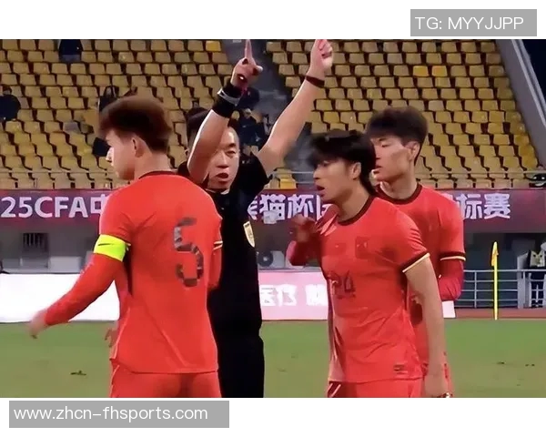 李新翔因伤未能入选U22国足西征阵容26名球员随队出发